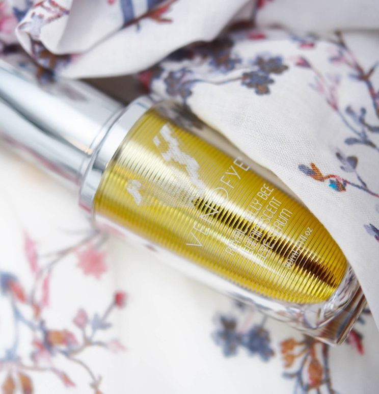 Royal Jelly Bee Luminescent Eye Serum